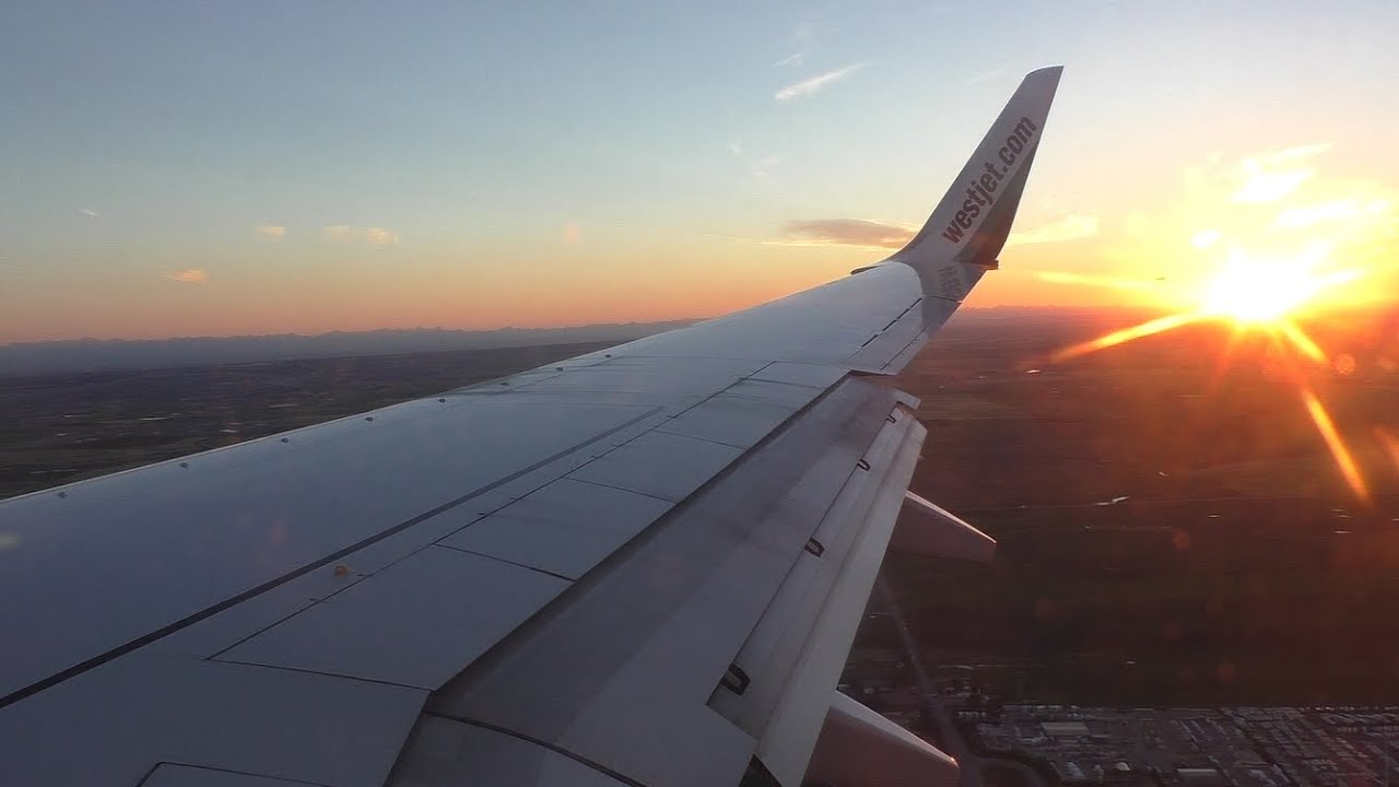WestJet 737-7CT [C-GMWJ] Gorgeous Sunset Landing at Calgary Airport ᴴᴰ
