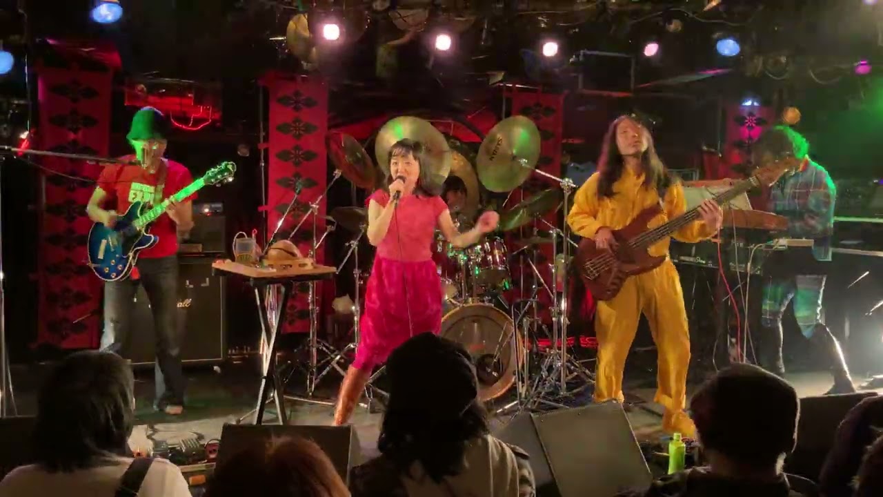 金属恵比須　　魔少女A   @SILVER ELEPHANT  2023 2 4
