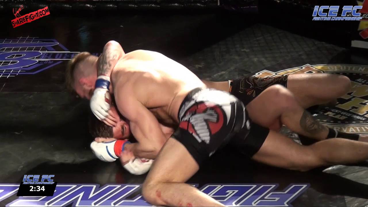 ICE FC   14 Gavin Hughes Vs Tom Pedreno
