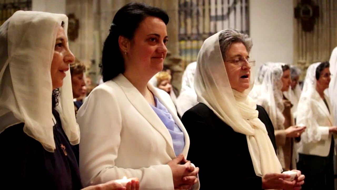 Consagración de Almudena López 16 abril 2016