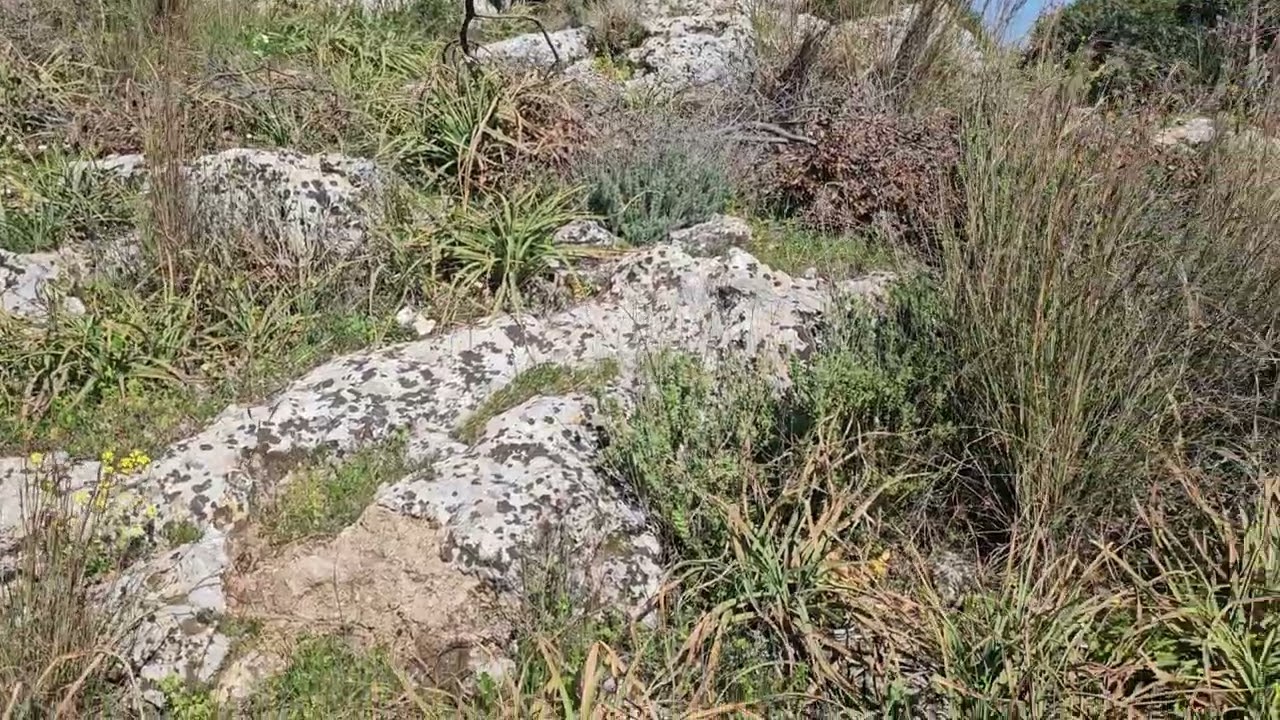  ESRA RENGİZ SIGINAKLAR  VE KAYA  MEZARLAR😱