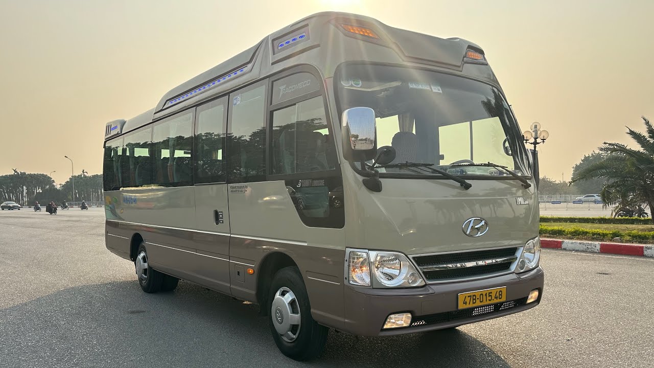 Mua bán xe khách cũ 29 chỗ huyndai county tracomeco 2015 thân dài chuyên du lịch từ đầu