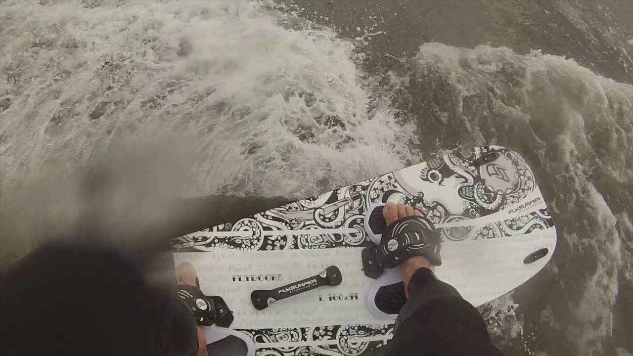 Flysurfer speed 4 lotus 21m wind 4-6m/s Sweden west beach