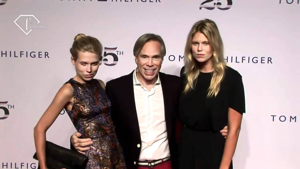 fashiontv | FTV.com - TOMMY HILFIGER 25th ANNIVERSARY NEW-YORK (Andre Douglas)