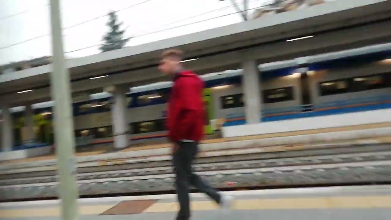 Treni alla stazione di Roma San Pietro