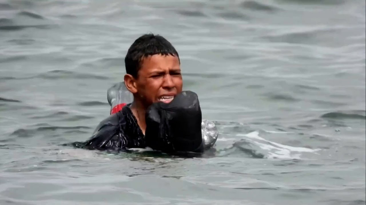 Ceuta | Niños y adolescentes siguen llegando a nado a la frontera entre España y Marruecos
