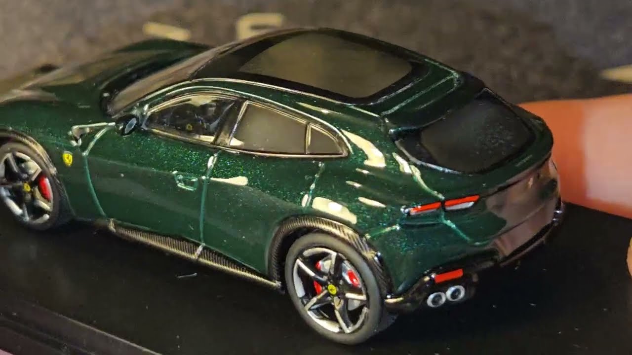Historia z Ferrari taka, że koń by się uśmiał. I model na życzenie widza.