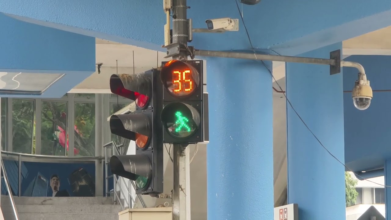 Traffic Light Sound - Bandaraya LRT Station, Kuala Lumpur, Malaysia (1)
