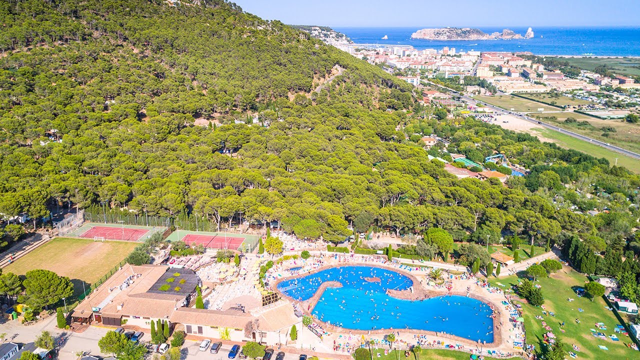 Camping Castell Montgri, Costa Brava, Hiszpania I Eurocamp.pl