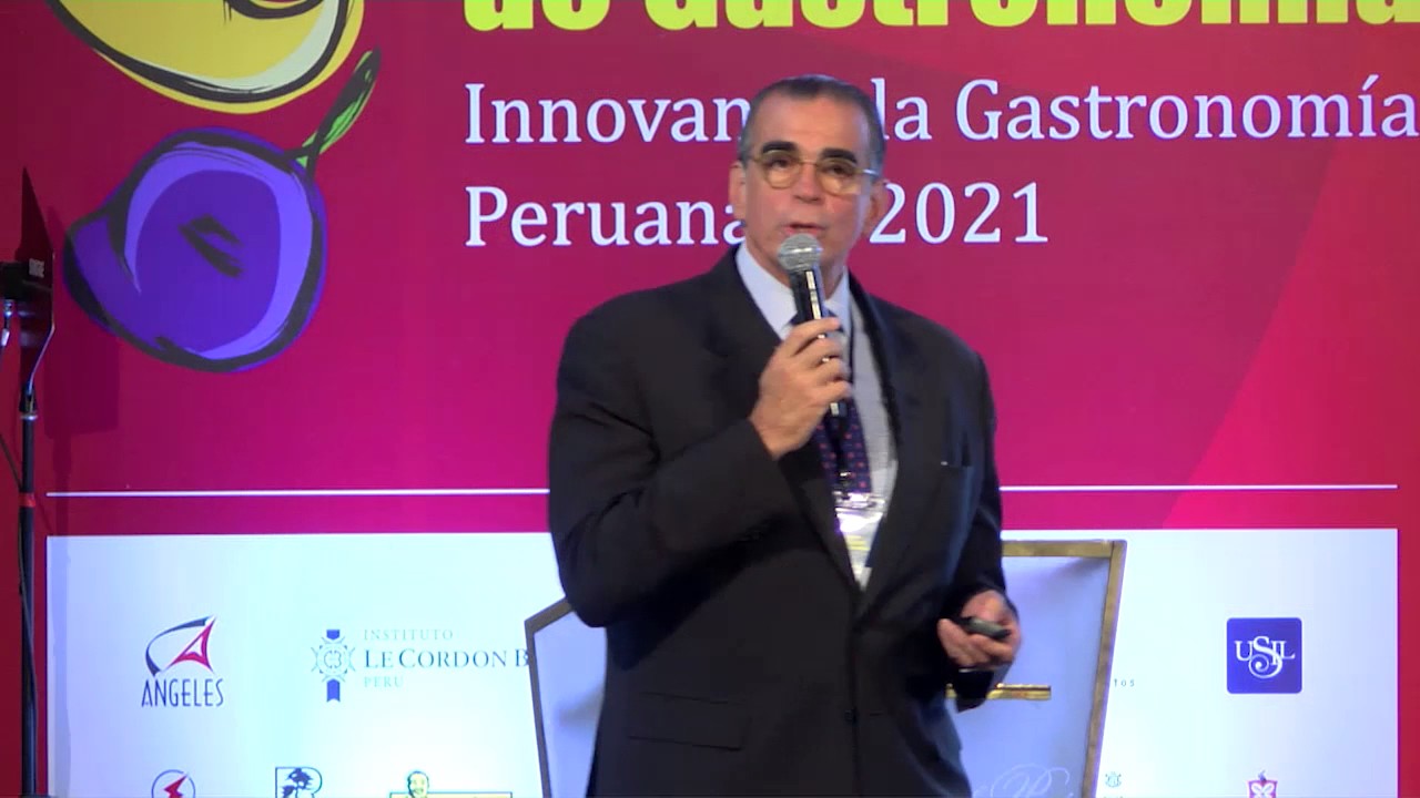 PANEL 6: DESPEGUE DE LOS VINOS Y QUESOS PERUANOS