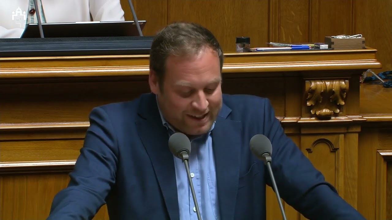 Ja zu 200 Franken sind genug! SRG-Volksinitiative gegen Serafe Abzocke mit TV-Geb&uuml;hren