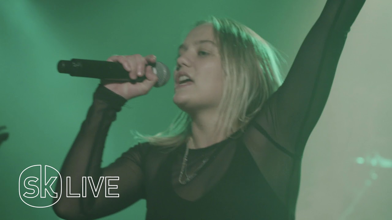 Carlie Hanson - WYA [Songkick Live]