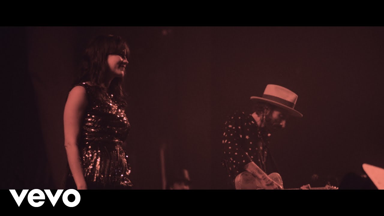 Leiva - Godzilla (Directo Wizink Center) ft. Ximena Sari&ntilde;ana