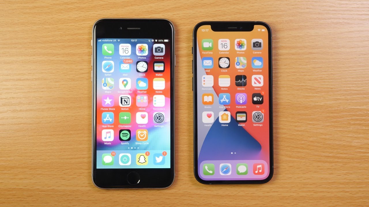 Распаковка iPhone 12 mini