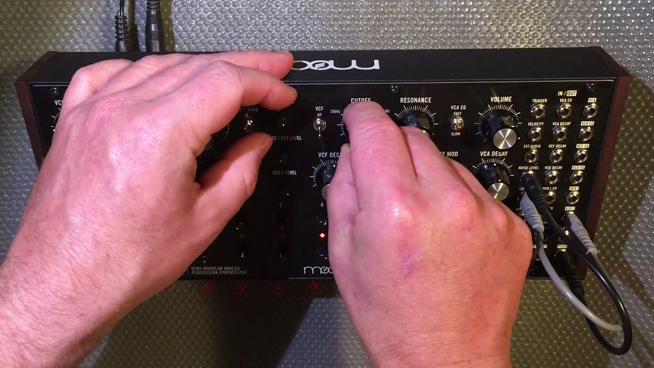🔴 Moog DFAM werk 002 [techno]