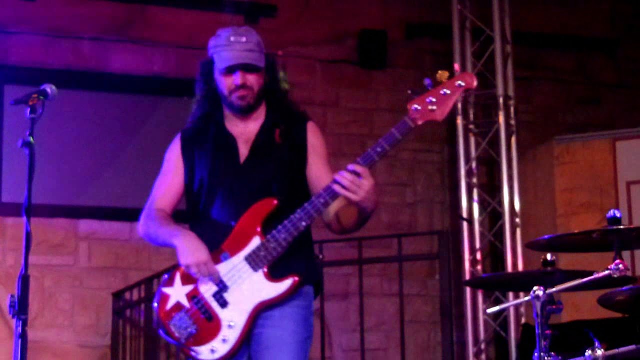 Nik Mazzucconi bass solo with PJ bass