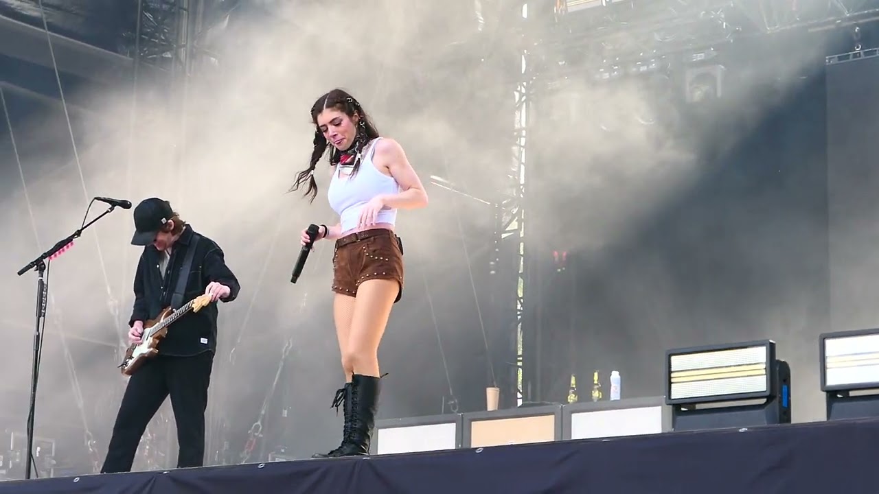 Against The Current - Weapon - Live Main Square in Arras - 06/07/2024
