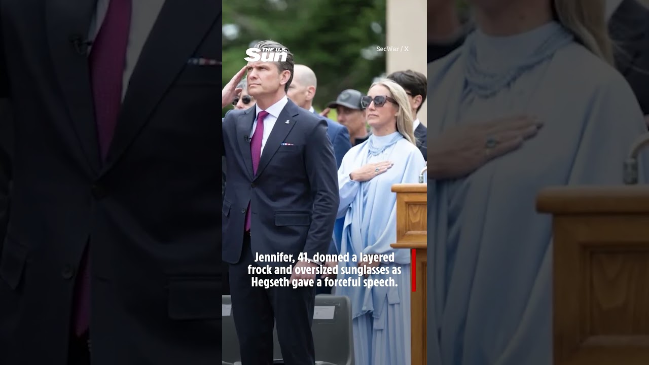 Pete Hegseth's wife wears blue for D-Day 👗  #trump #donaldtrump #whitehouse