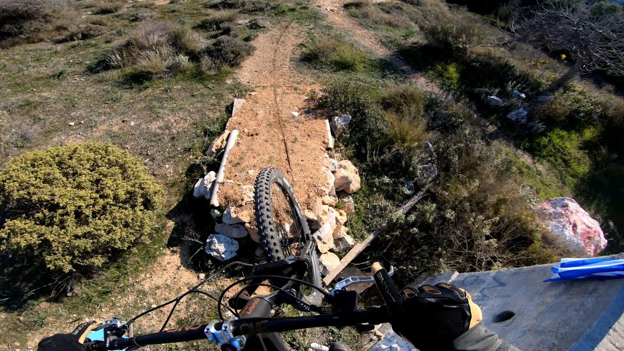 Mountain Aigaleo Mi Les Psemata New Line UNNO Burn