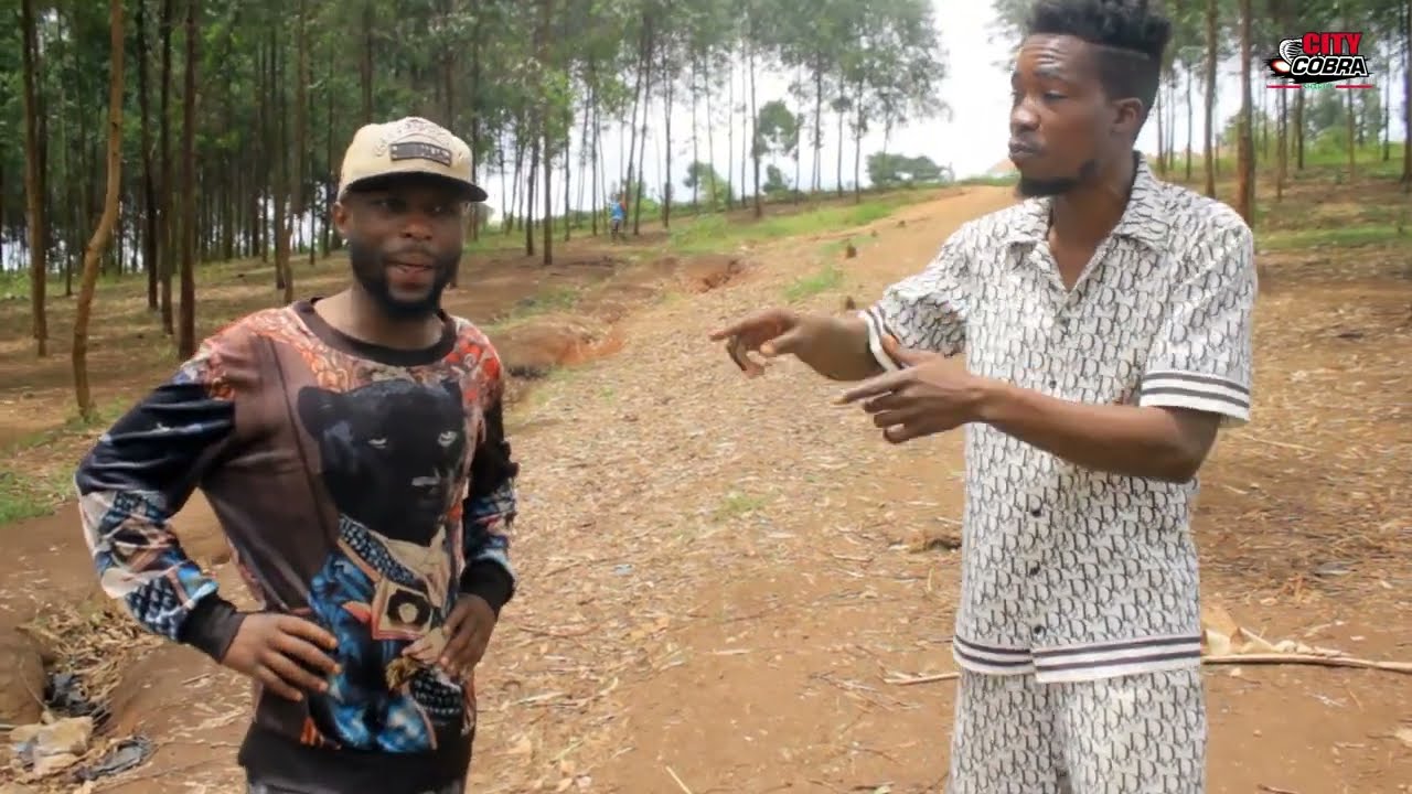 Yaya Miti anaogopaka umbwana. Cheka na City Cobra Tv 😂😂😂😂😂