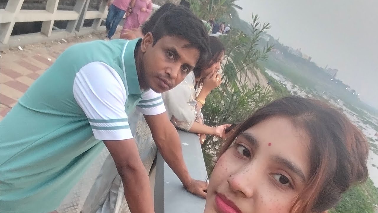 আমার ছোট ছেলের রাফসান এই প্রথম গার্ডেনে গিয়ে হাঁটতেছে