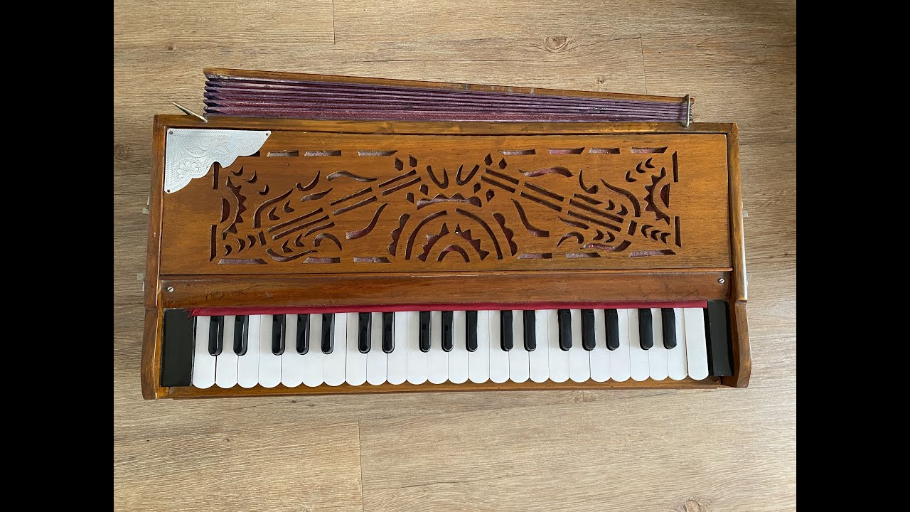 Vendo Harmonio (harmonium) Indiano De 42 Teclas Leve! Timbre Macio!