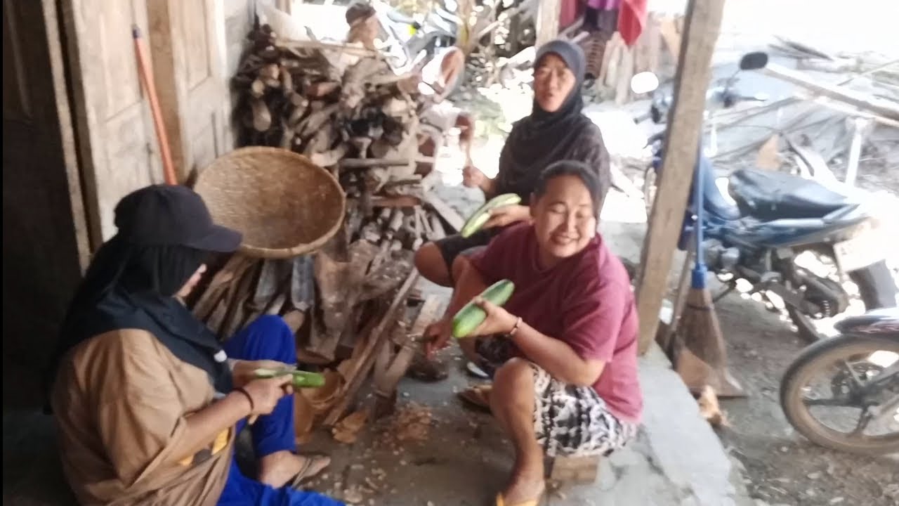 Masak Ayam Satu wajan untuk menu berbuka puasa Bersama keluarga Besar 