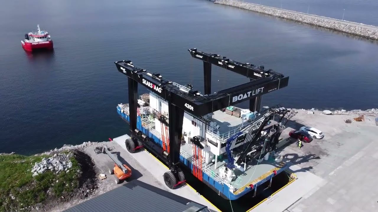 BOAT LIFT 420ton - Travel Lift for Skarsvaag Boats (Norway)
