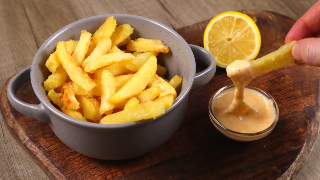 Crispy French Fries Recipe & Cheddar Cheese Sauce