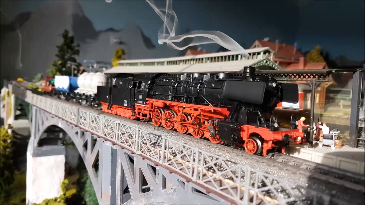 Märklin 37835 Br 50 mit Kabinentender und Rauchsatz