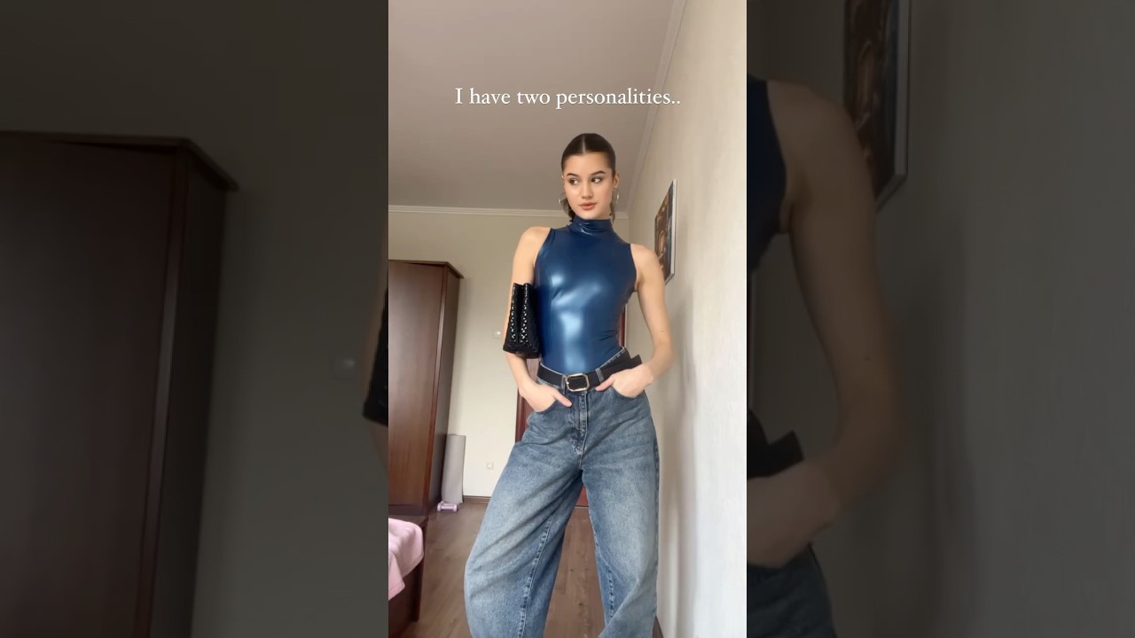 Латексный боди. Металлический синий цвет #latexlook #latexstyle #latexgirl #latexglam #elinharness
