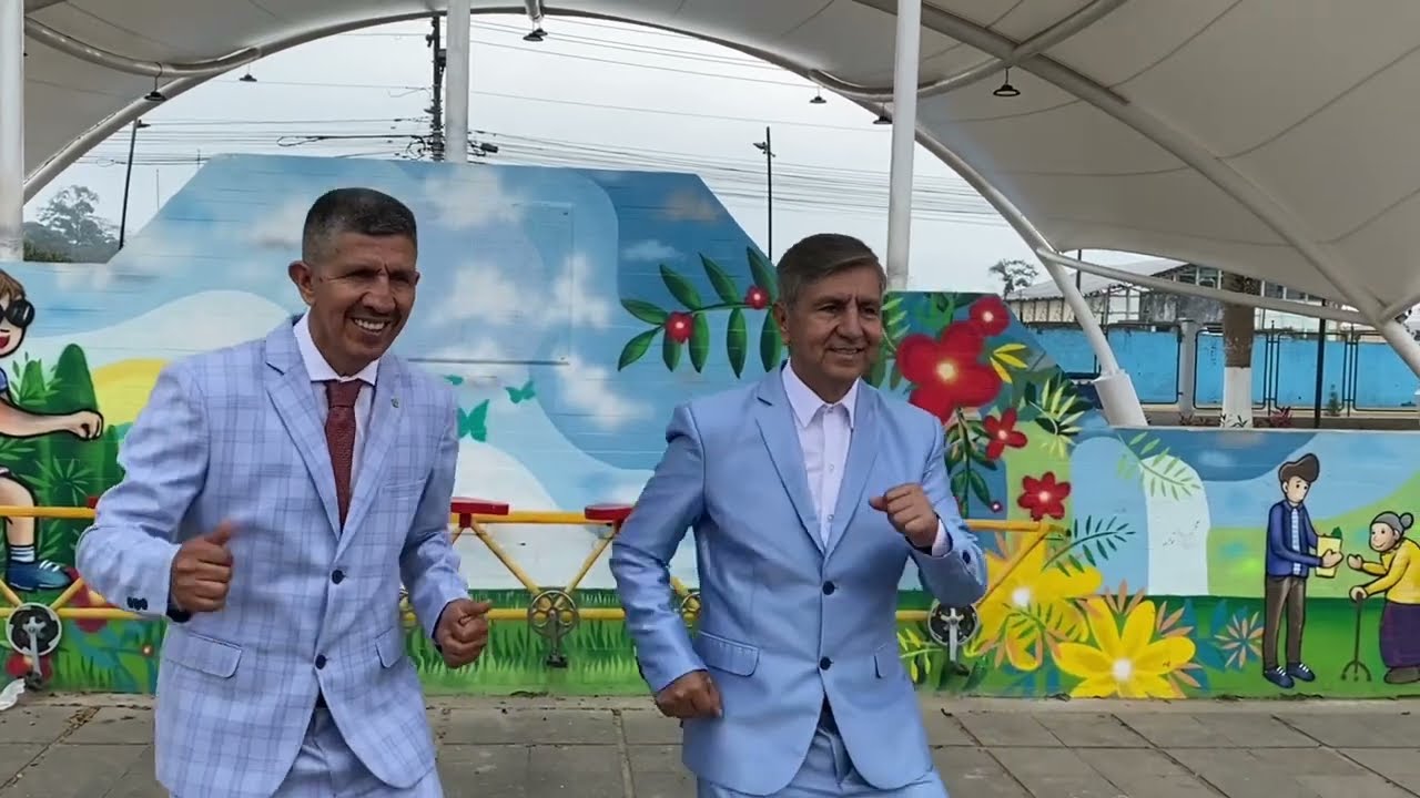 Bailables de Amanecidas / Los Hermanos Carrion | Mosaico de Albazos
