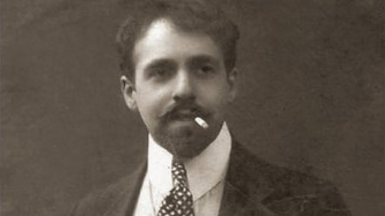 July 11, 1930. Reynaldo Hahn accompanies himself on piano singing Le Retour Du Marin (traditionelle)