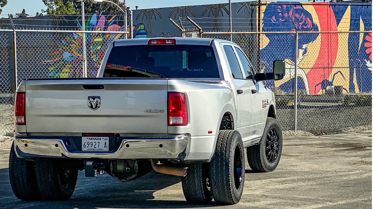 The Baddest Tow Dually on Youtube - Banks Powered Ram 3500