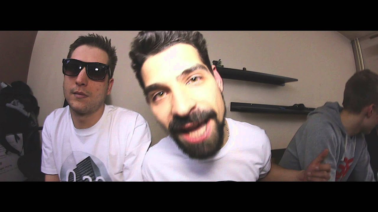 AES FEAT. REVO - 