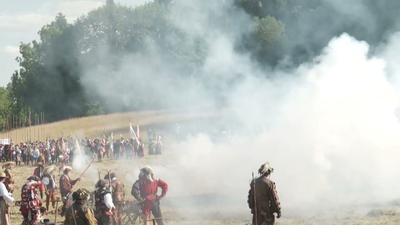 Kanonendonner und Landsknecht-Igel beim Frundsbergfest 2023, Schwabenwiese Mindelheim