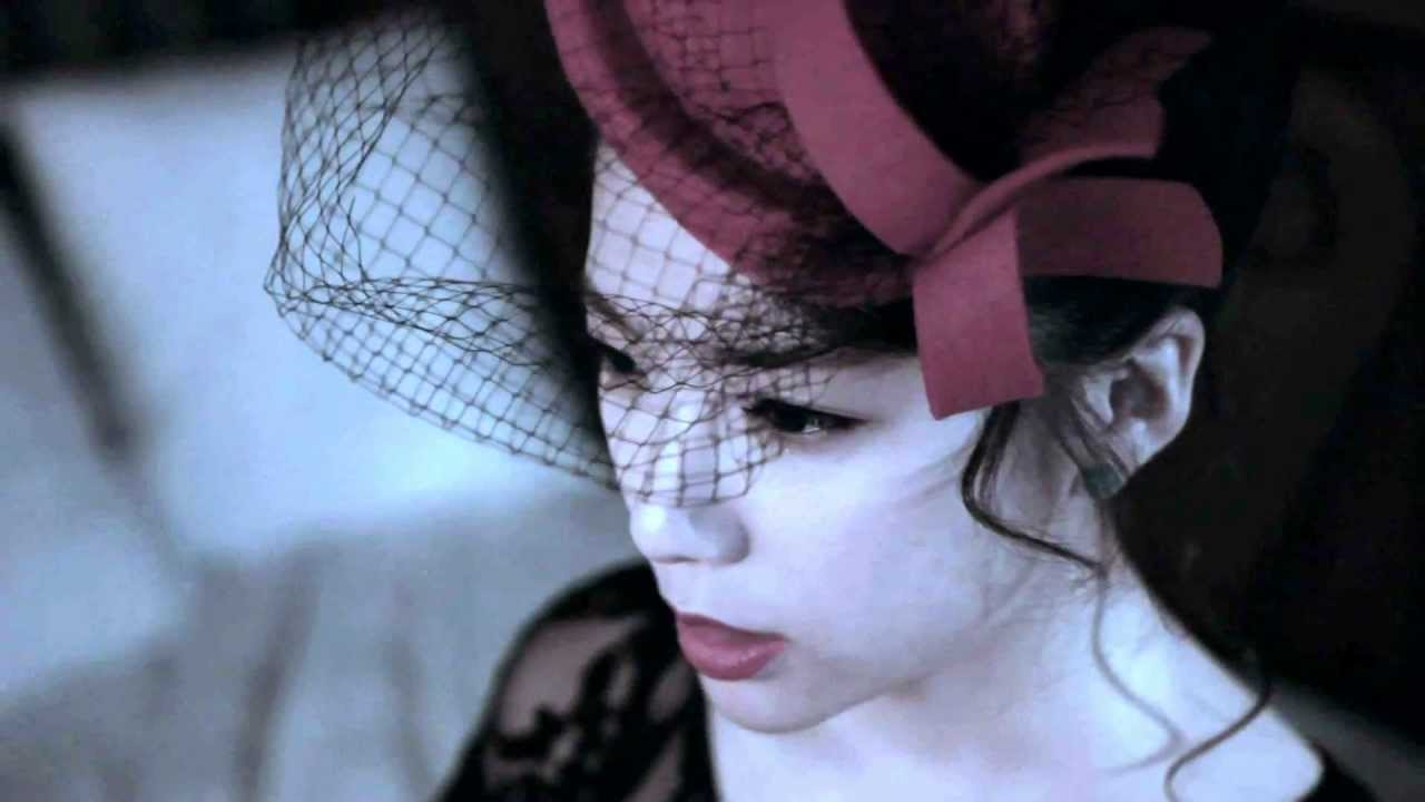 이비아 미친인연(feat.이수of M.C.The Max) 청소년 관람가능 MV