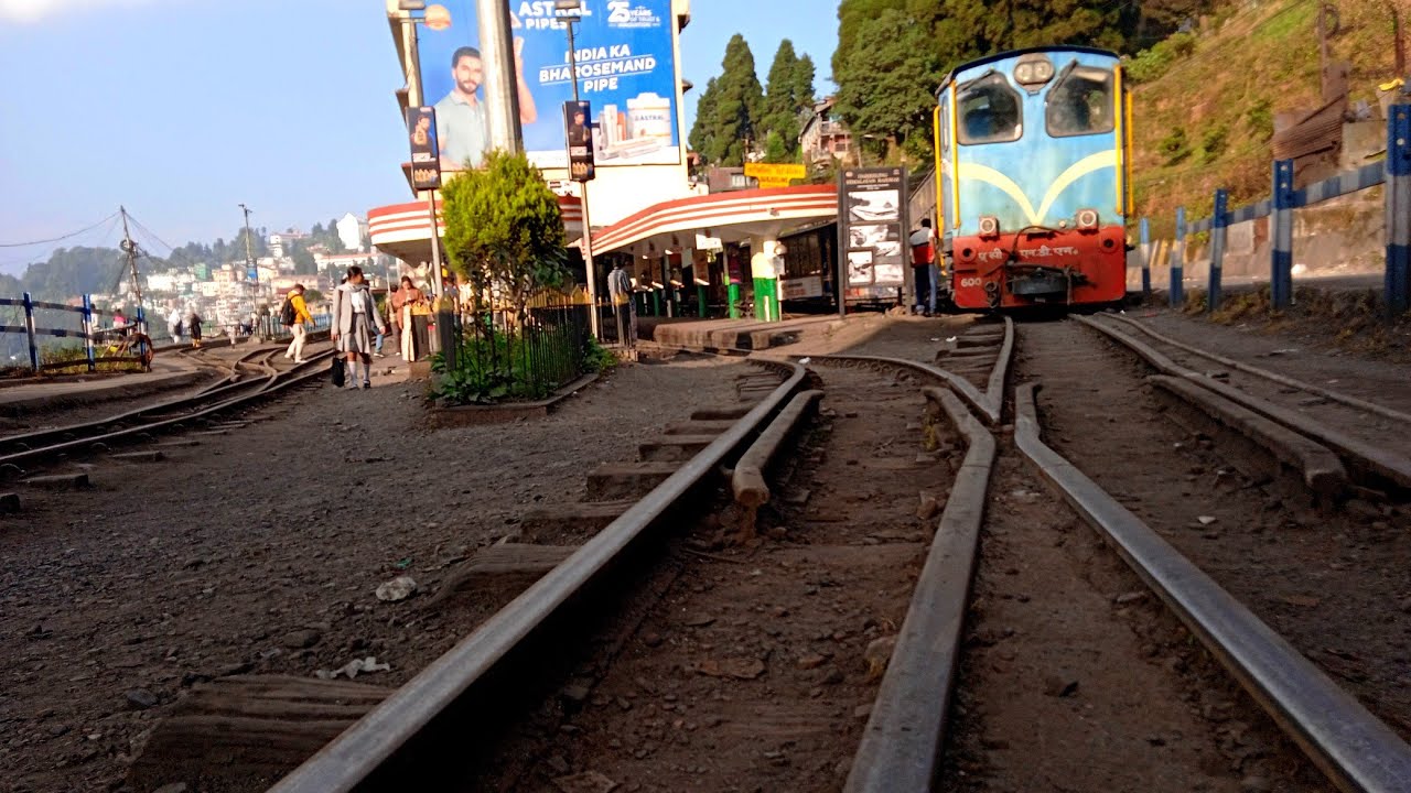 Darjeeling Himalayan Railway |  Journey on Heritage Toy Train 🚂🌄