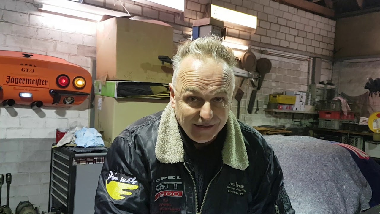 Opel GT Aschenbecher reparieren