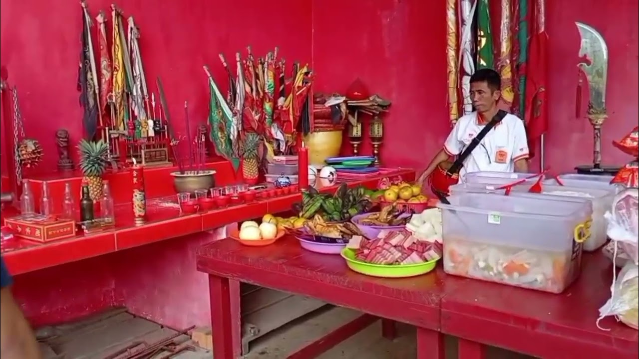 Kelenteng Seng Kang Bio Gandus Palembang Gelar Sembahyang Tutup Tahun