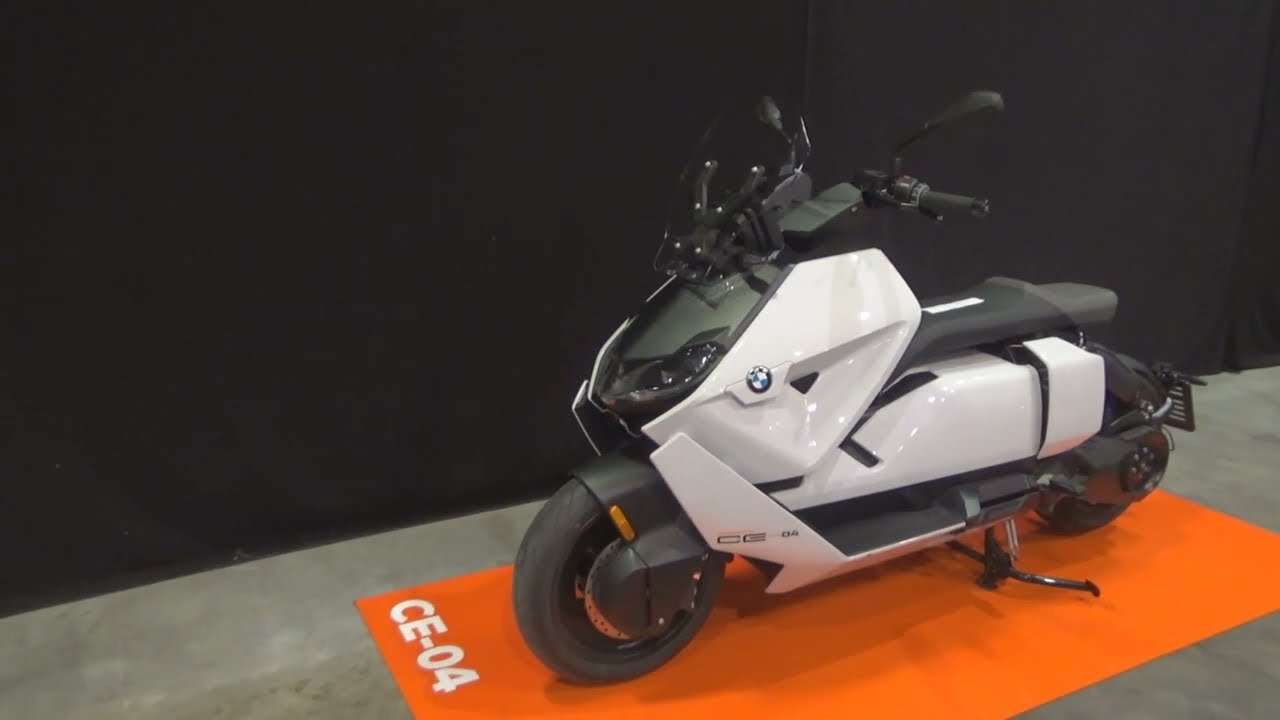 2024 BMW CE 04