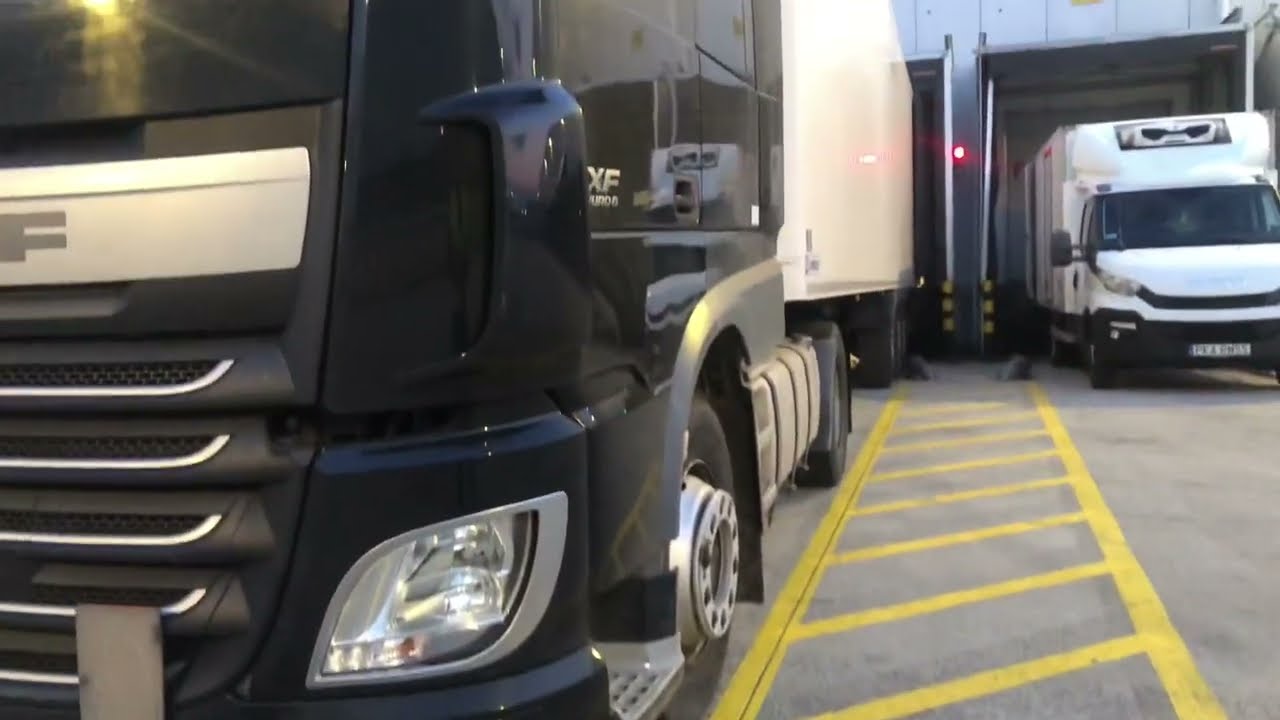 Cofanie pod rampę na magazynie Tesco /netto w Gliwicach 😎