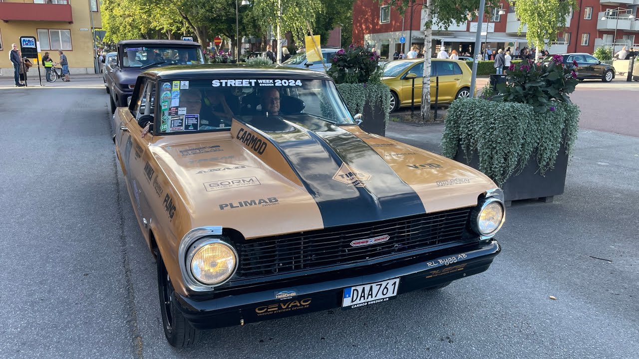 Classic Car Cruising in Smedjebacken 240810 😎🇸🇪