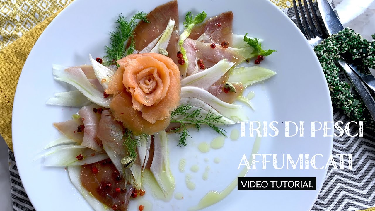 Antipasto di pesci affumicati con rosa di salmone