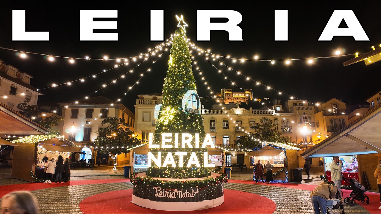 Лейрия, Португалия 🇵🇹: Рождественские огни 🎄 и рынок 🎁 | Пешеходный тур в 4K Ultra HD