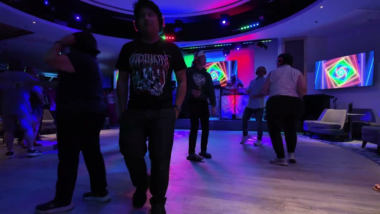 Last day, silent disco