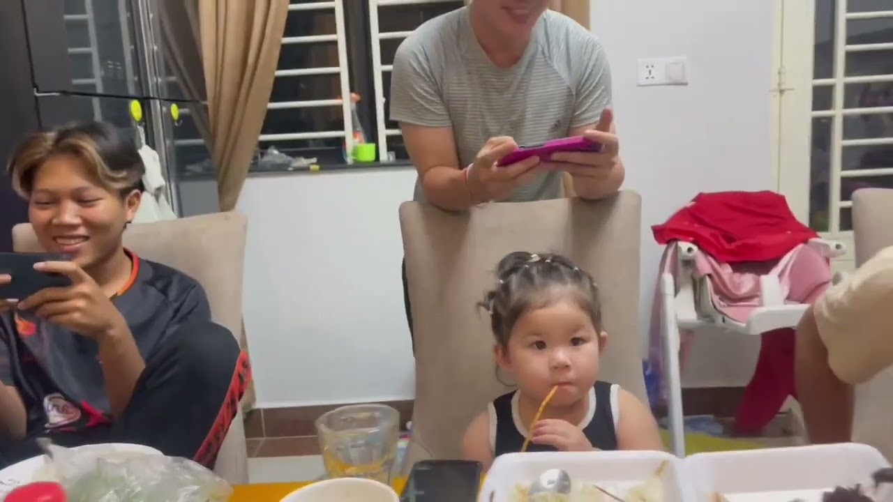 I feeling lonely 😞 C Cat Well  By Mei Meii 2023 06 27 14 31 03 1 106