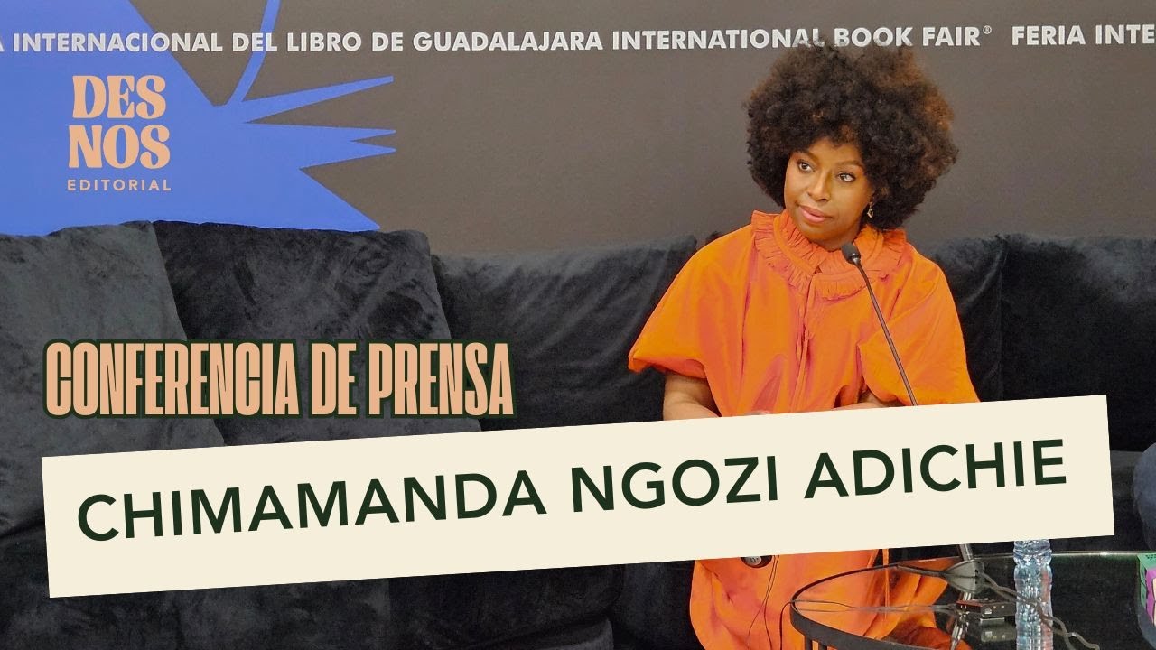 Conferencia de prensa de Chimamanda Ngozi Adichie durante la FIL en Guadalajara 2025