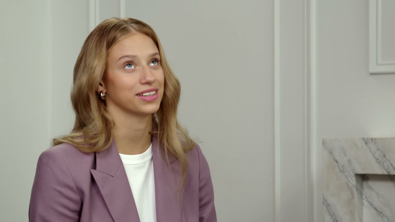Варвара Субботина в сериале Clarins или чего хотят женщины от макияжа