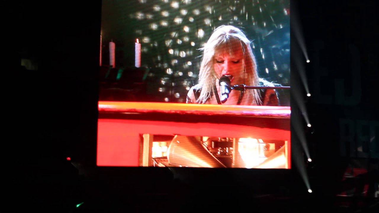 Taylor Swift - All Too Well (Red Tour - Vancouver, BC)